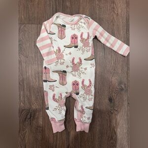 Tess Babe Cowgirl Boots Pink One Piece Baby Pajamas 6-9m